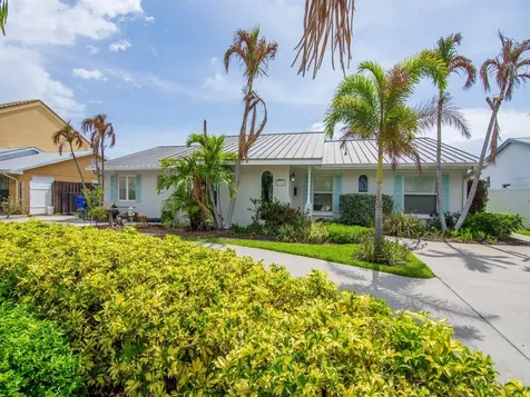 1914 Robalo Drive Vero Beach FL 32960