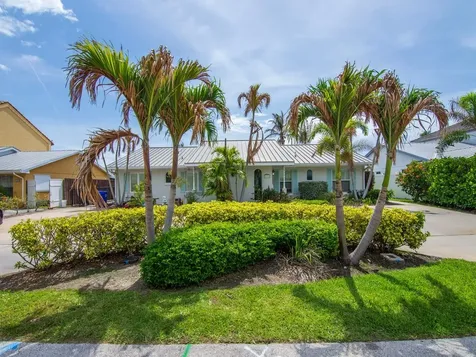 1914 Robalo Drive Vero Beach FL 32960