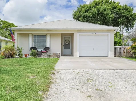 1575 17th Court SW Vero Beach FL 32962