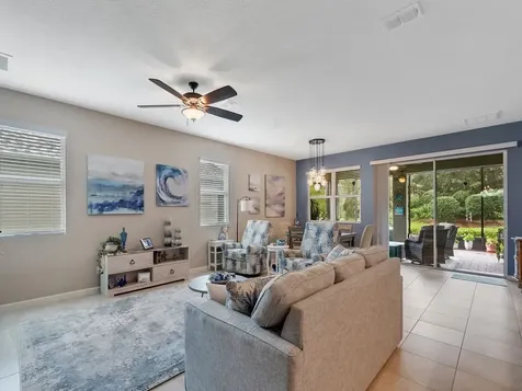 2543 Crowned Eagle Circle SW Vero Beach FL 32962