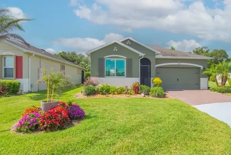 2543 Crowned Eagle Circle SW Vero Beach FL 32962
