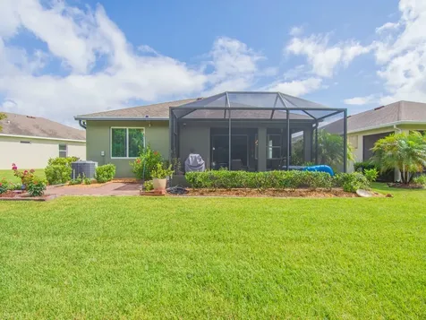 2543 Crowned Eagle Circle SW Vero Beach FL 32962