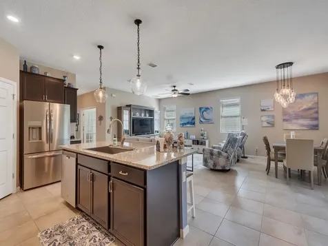 2543 Crowned Eagle Circle SW Vero Beach FL 32962
