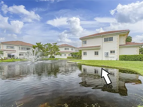 524 7th Square Vero Beach FL 32962