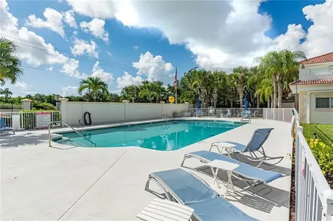 524 7th Square Vero Beach FL 32962