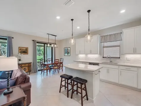 4633 Ibis Road Vero Beach FL 32967