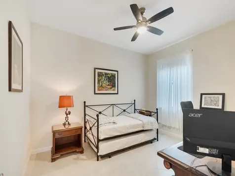 4633 Ibis Road Vero Beach FL 32967