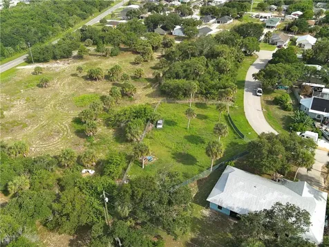 1130 3rd Court SW Vero Beach FL 32962