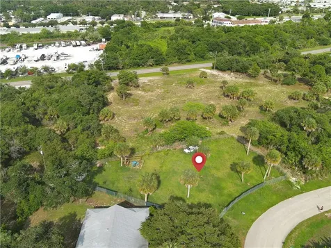 1130 3rd Court SW Vero Beach FL 32962