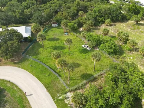 1130 3rd Court SW Vero Beach FL 32962