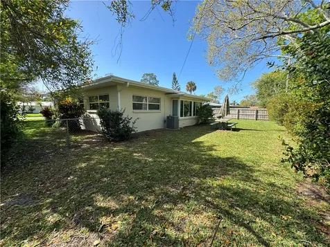 2026 15th Lane Vero Beach FL 32960