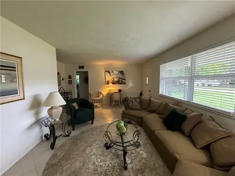 2026 15th Lane Vero Beach FL 32960
