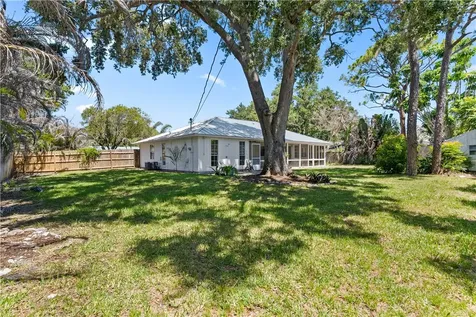 550 11th Avenue Vero Beach FL 32962