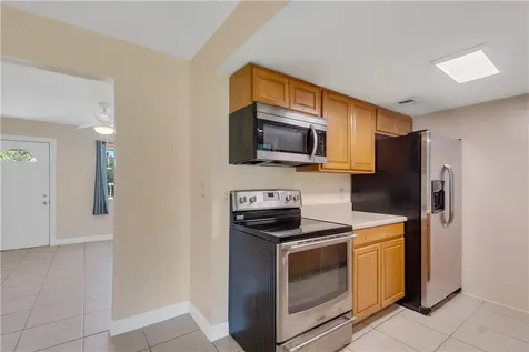 6195 7th Street Vero Beach FL 32968