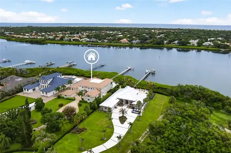 8020 S Seacrest Drive Vero Beach FL 32963