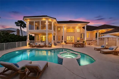 8020 S Seacrest Drive Vero Beach FL 32963