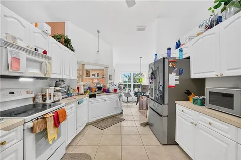 173 Easy Street Sebastian FL 32958