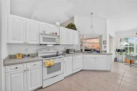 173 Easy Street Sebastian FL 32958