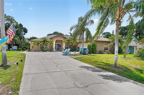173 Easy Street Sebastian FL 32958