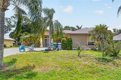 173 Easy Street Sebastian FL 32958