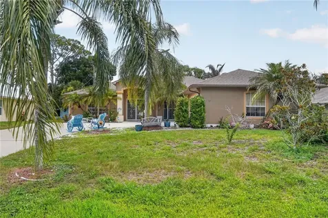 173 Easy Street Sebastian FL 32958