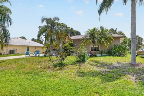 173 Easy Street Sebastian FL 32958