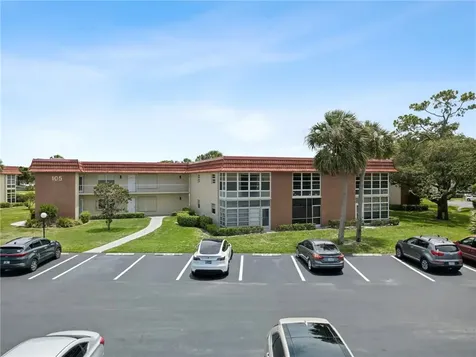 105 Spring Lake Court Vero Beach FL 32962