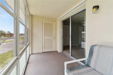 105 Spring Lake Court Vero Beach FL 32962