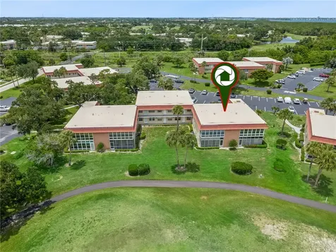 105 Spring Lake Court Vero Beach FL 32962
