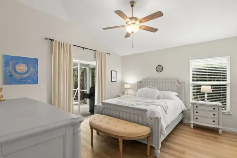 4820 48th Avenue Vero Beach FL 32967
