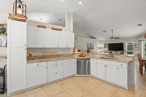 4820 48th Avenue Vero Beach FL 32967