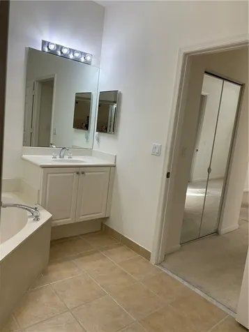 2543 Stockbridge Square SW Vero Beach FL 32962