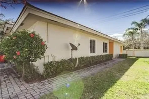 2543 Stockbridge Square SW Vero Beach FL 32962
