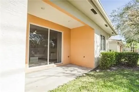 2543 Stockbridge Square SW Vero Beach FL 32962