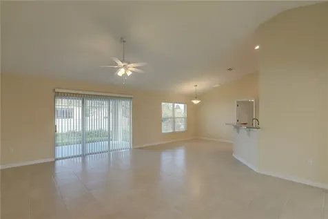 674 Stevenson Avenue Sebastian FL 32958