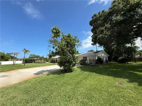 2015 15th Lane Vero Beach FL 32960