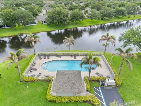 1204 25th Terrace SW Vero Beach FL 32968