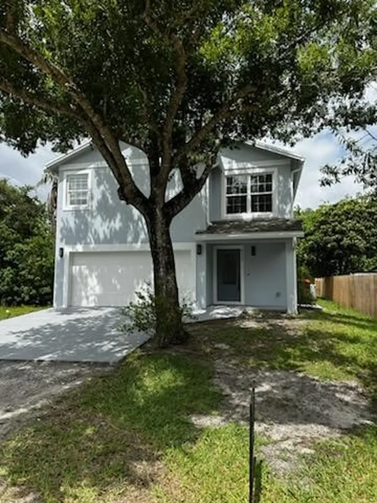 655 61st Avenue Vero Beach FL 32968