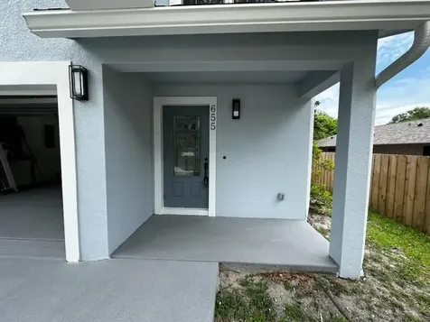 655 61st Avenue Vero Beach FL 32968