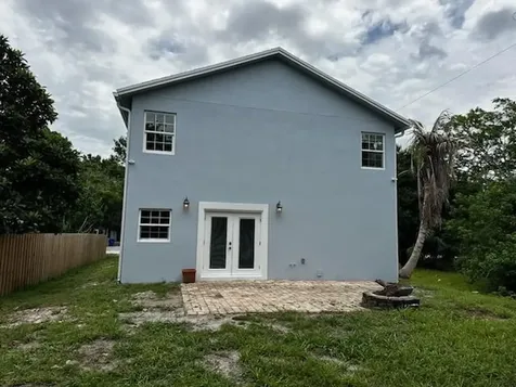 655 61st Avenue Vero Beach FL 32968