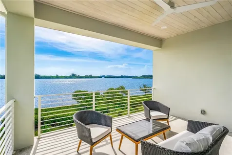 4842 S Harbor Drive Vero Beach FL 32967