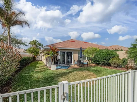 5395 Dominica Street Vero Beach FL 32967