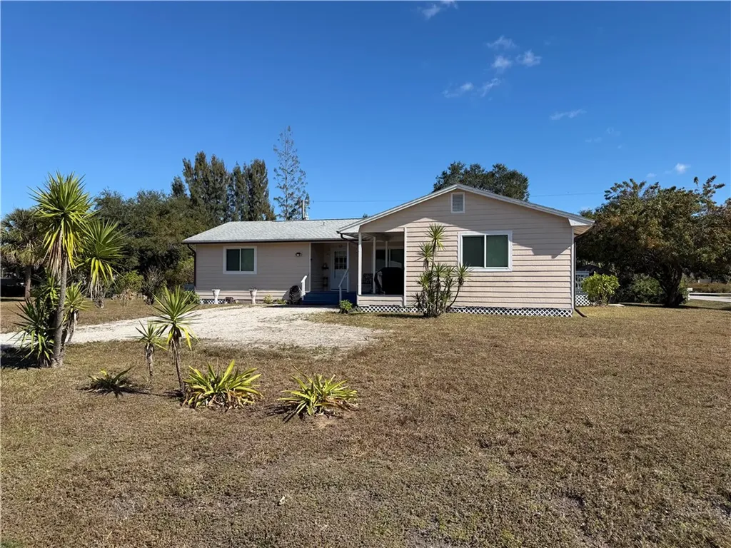 8516 E 98th Avenue Vero Beach FL 32967