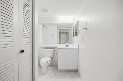 1590 S 42nd Circle Vero Beach FL 32967