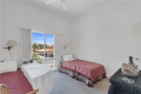 5045 Harmony Circle Vero Beach FL 32967