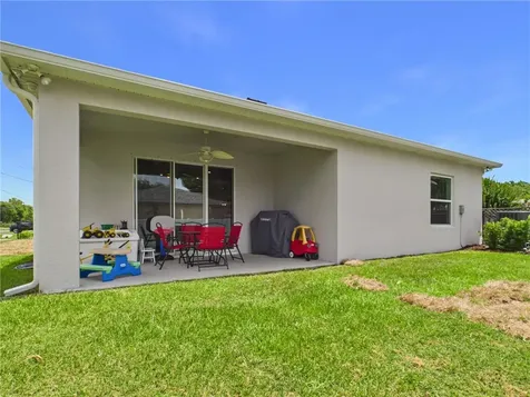 892 Genesee Avenue Sebastian FL 32958