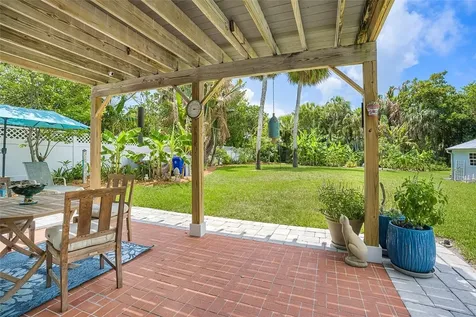 2225 Genesea Lane Vero Beach FL 32963