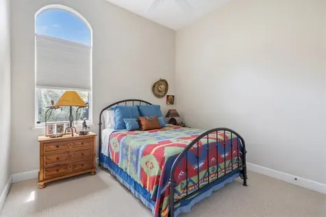 1357 W Island Club Square Vero Beach FL 32963