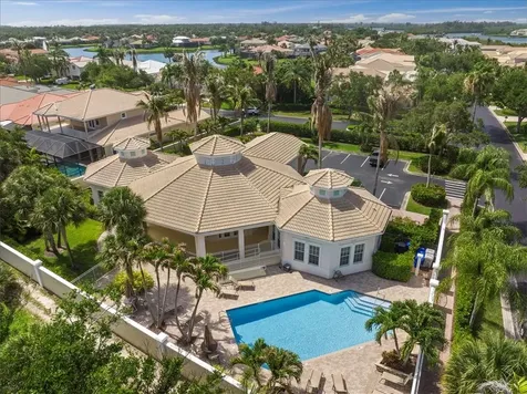 1357 W Island Club Square Vero Beach FL 32963