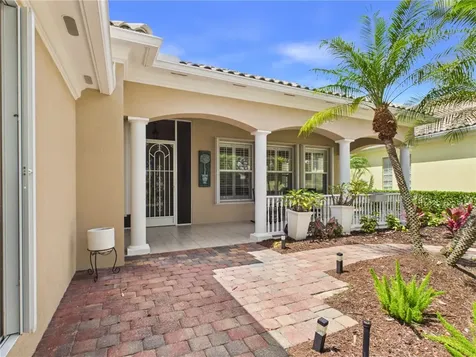 5425 Barbados Square Vero Beach FL 32967